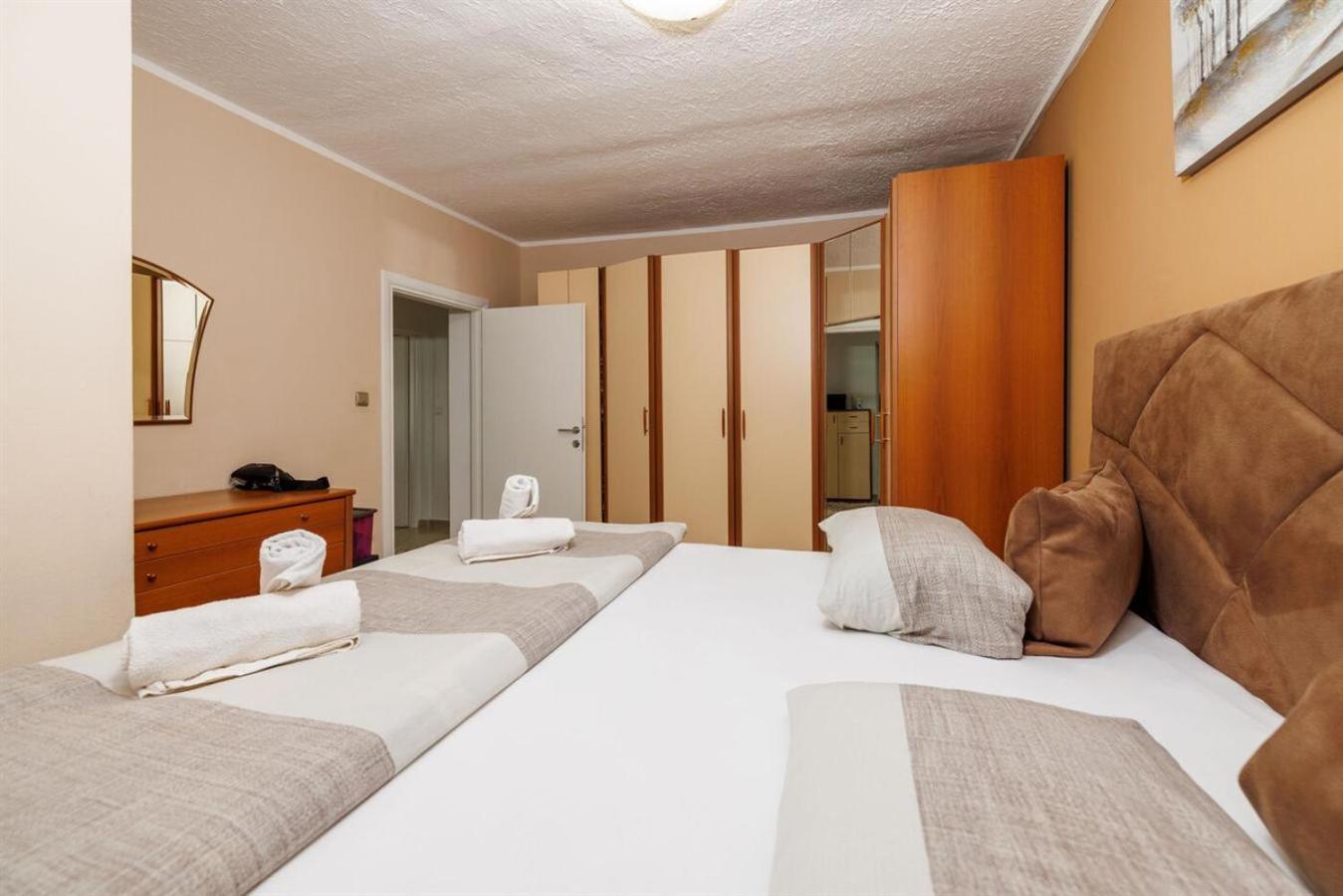 Apartments San Dramalj - Crikvenica Eksteriør bilde